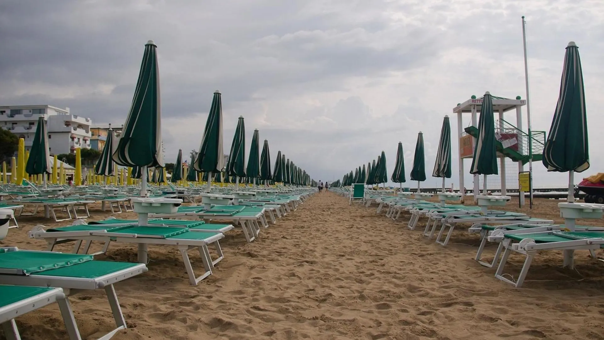 Comfortable 2 Bedroom Apartment - Beahost Rentals Caorle 0*,  Italia