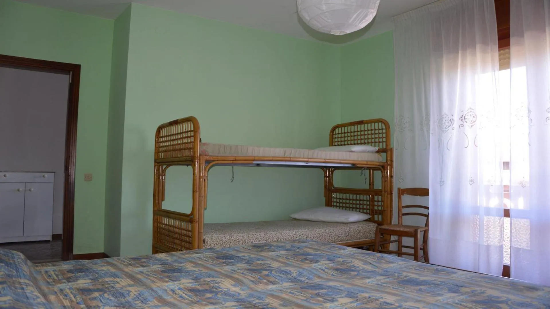 Comfortable 2 Bedroom Apartment - Beahost Rentals Caorle 0*,  Italia